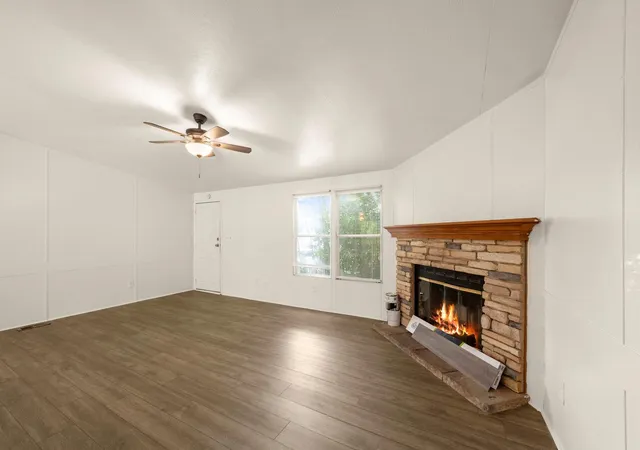 Photo 4 of Single family home for sale at 16495 Taurus Ct, Conroe, TX 77306 | MLS# 52621944 | Listing updated on 2026-07-31