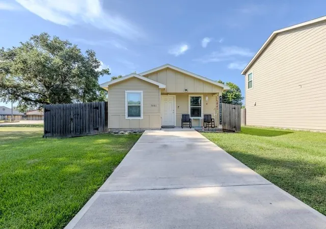 Homes for sale in Bay City, TX | 3401 3rd St, Bay City, TX 77414 | MLS# 27593870