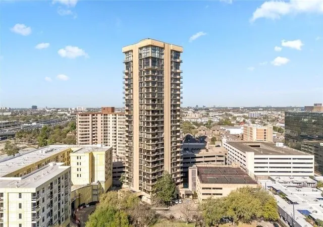 2nd image of 3350 Mccue Rd #1703, Houston, TX 77056 | MLS# 76490018