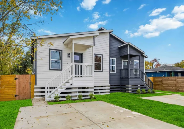 Photo 2 of Multi family home for sale at 8512 Farqueson St, Houston, TX 77029 | MLS# 65624032 | Listing updated on 2026-08-08