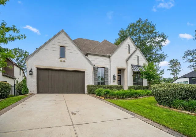 Photo 2 of Single family home for sale at 204 S Empress Green Pl, Montgomery, TX 77316 | MLS# 36159094 | Listing updated on 2026-09-13