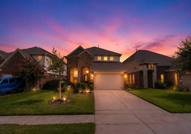 2nd image of 13303 Davenport Hills Ln, Humble, TX 77346 | MLS# 24615611