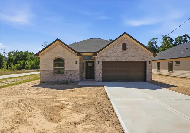 Photo 2 of Single family home for sale at 30903 Brown Pine St, Huffman, TX 77336 | MLS# 62168304 | Listing updated on 2026-08-22