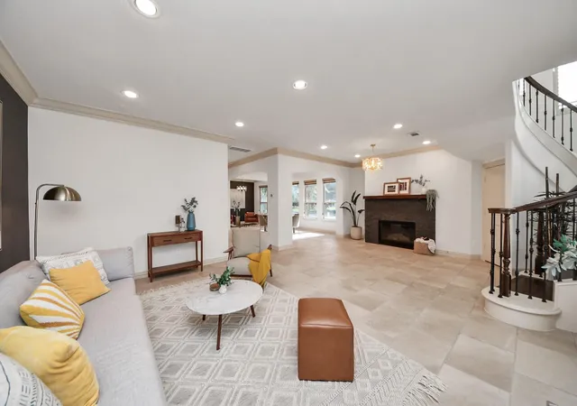 Photo 3 of Townhouse for sale at 13431 Preston Cliff Ct, Houston, TX 77077 | MLS# 59217335 | Listing updated on 2026-08-23