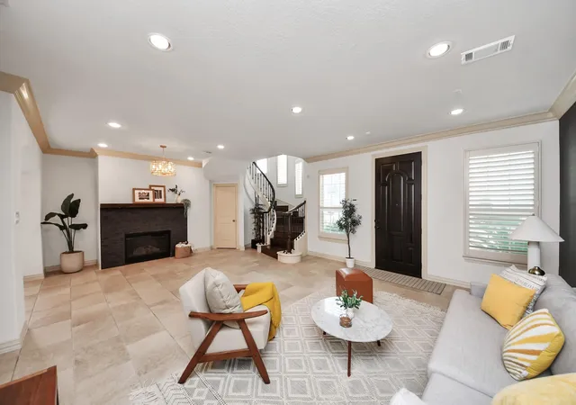 Photo 4 of Townhouse for sale at 13431 Preston Cliff Ct, Houston, TX 77077 | MLS# 59217335 | Listing updated on 2026-08-23