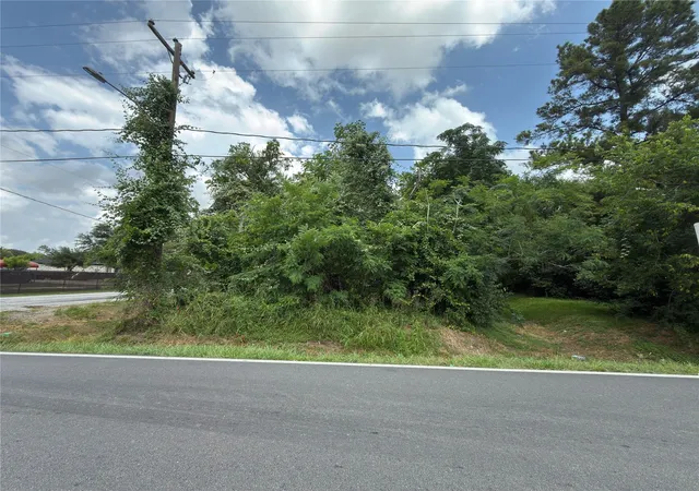 2nd image of 5210 Oak Ave, Pasadena, TX 77503 | MLS# 12834306