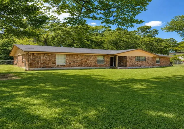 Photo 1 of Single family home for sale at 1610 Lilac Ave, Lufkin, TX 75901 | MLS# 82261248 | Listing updated on 2026-09-15