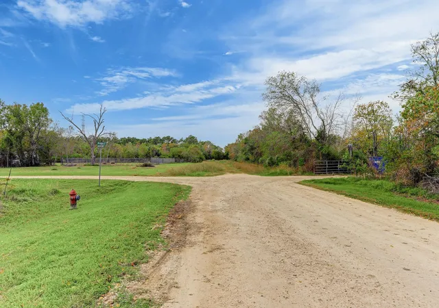 2nd image of 0 Hawaii Ave, League City, TX 77573 | MLS# 48403455