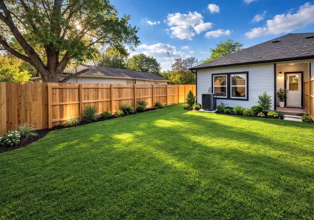 4th image of 6010 Bobby Burns St, Houston, TX 77028 | MLS# 36623911