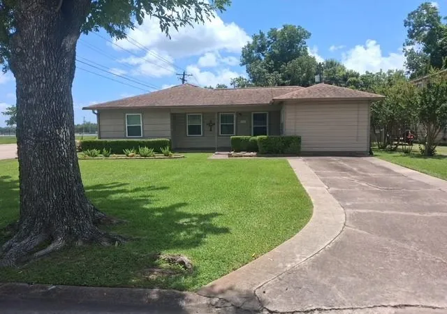 Homes for sale in Angleton, TX | 1116 Southampton St, Angleton, TX 77515 | MLS# 32668461
