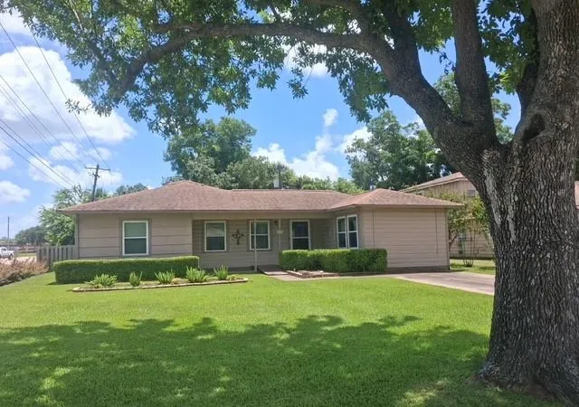Homes for sale in Angleton, TX | 1116 Southampton St, Angleton, TX 77515 | MLS# 32668461
