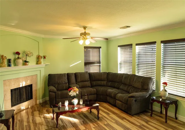 Photo 3 of Single family home for sale at 20907 New Leaf Ct, Houston, TX 77073 | MLS# 36400130 | Listing updated on 2026-08-11