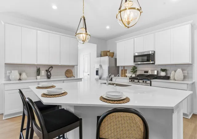 3rd image of 3717 Stars Way, League City, TX 77573 | MLS# 24464629