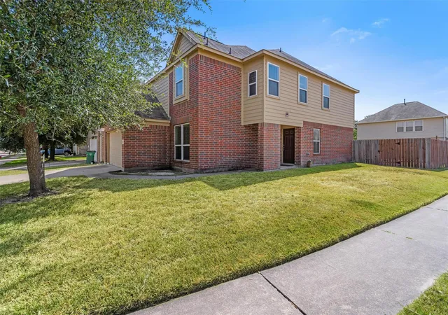 Photo 3 of Single family home for sale at 5059 Ivy Fair Wy, Katy, TX 77449 | MLS# 22292672 | Listing updated on 2026-09-19