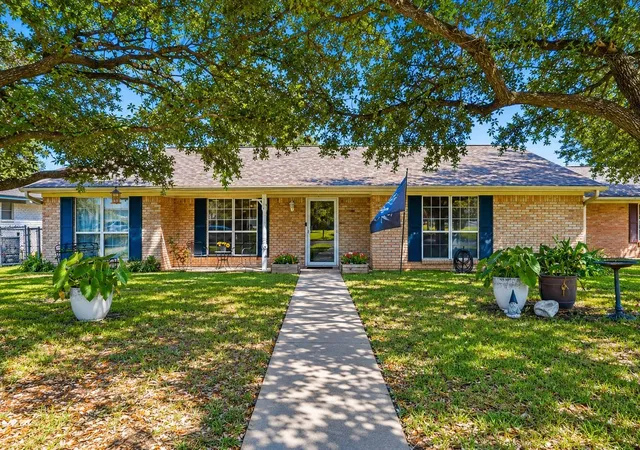 Photo 1 of Single family home for sale at 1614 Luza St, Bryan, TX 77802 | MLS# 25543758 | Listing updated on 2026-07-23