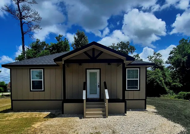 Homes for sale in Vidor, TX | 410 S Tannahill St, Vidor, TX 77662 | MLS# 43251498