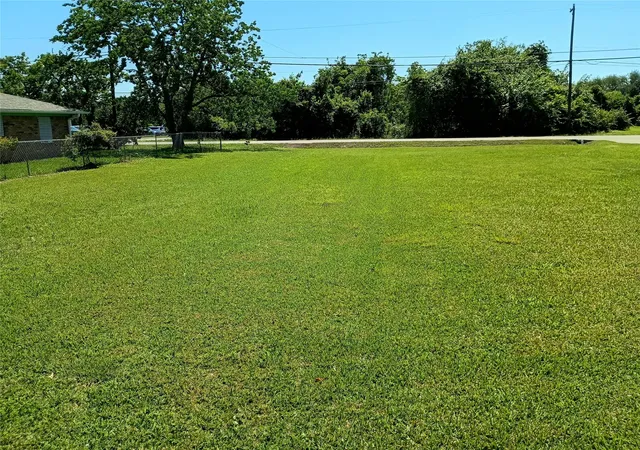 Photo 1 of Land for sale at 0 Fairwood Rd, Hitchcock, TX 77563 | MLS# 81384058 | Listing updated on 2026-09-01