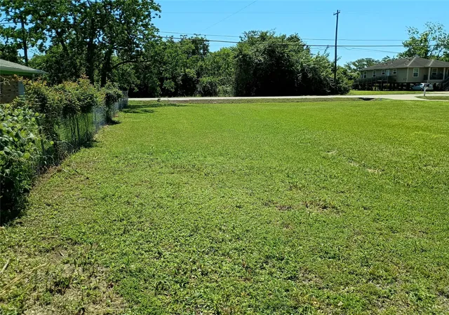 Photo 3 of Land for sale at 0 Fairwood Rd, Hitchcock, TX 77563 | MLS# 81384058 | Listing updated on 2026-09-01