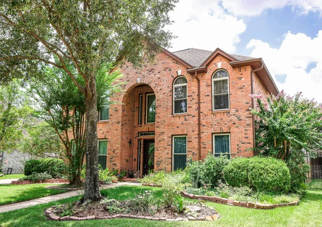 Photo 2 of Single family home for sale at 10315 Springland Ct, Houston, TX 77065 | MLS# 59333429 | Listing updated on 2026-08-03