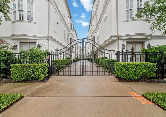 Photo 36 of Single family home for sale at 3216 Mckinney St, Houston, TX 77003 | MLS# 41919285 | Listing updated on 2026-10-03