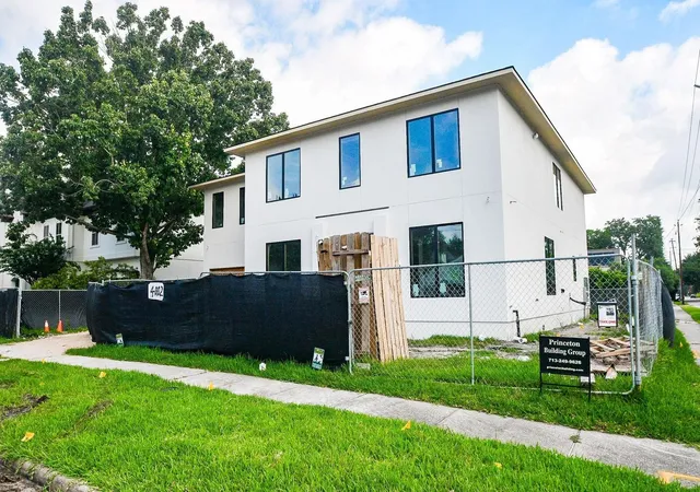 Homes for sale in West University Place, TX | 4002 Marquette St, West University Place, TX 77005 | MLS# 62906670