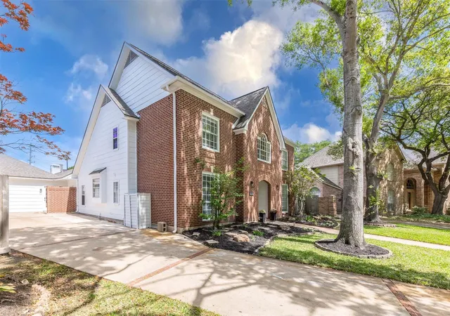 3rd image of 20414 Chateau Bend Dr, Katy, TX 77450 | MLS# 13287358