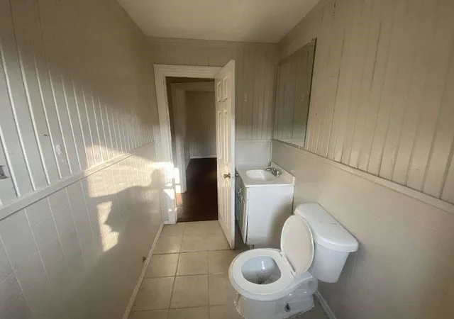 15th image of 4418 Davenport St, Houston, TX 77051 | MLS# 45435730