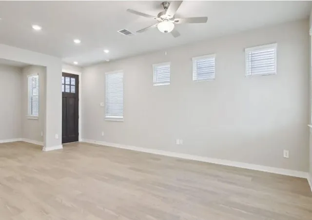 Photo 3 of Single family home for sale at 2164 Blue Heron Dr, Kemah, TX 77565 | MLS# 18815699 | Listing updated on 2026-09-01