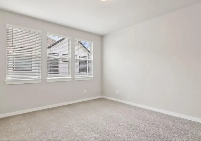 Photo 3 of Sale Pending at 2164 Blue Heron Dr, Kemah, TX 77565 | MLS# 18815699 | Listing updated on 2026-09-24