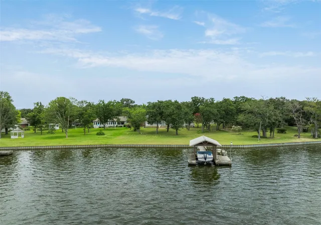 Homes for sale in Marquez, TX | 20228 County Road 376, Marquez, TX 77865 | MLS# 59234806