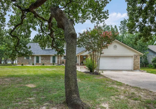 Homes for sale in Marquez, TX | 20228 County Road 376, Marquez, TX 77865 | MLS# 59234806