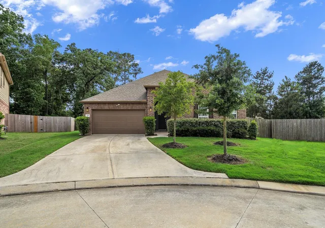 Photo 2 of Sale Pending at 1810 Daly Way, Conroe, TX 77304 | MLS# 35806167 | Listing updated on 2026-09-21