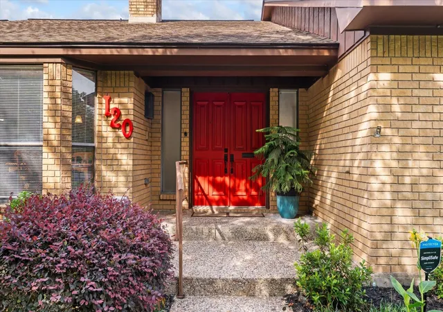 3rd image of 120 Hickory St, Huntsville, TX 77320 | MLS# 33543119