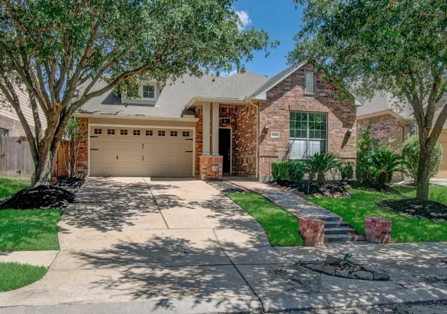 Photo 2 of Single family home for sale at 18314 N Elizabeth Shore Loop, Cypress, TX 77433 | MLS# 48811103 | Listing updated on 2026-08-26