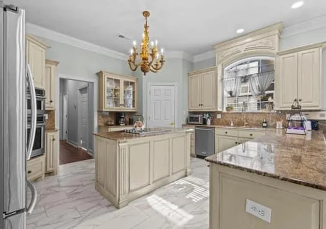 2nd image of 4335 Stephen Ln, Beaumont, TX 77706 | MLS# 43675898