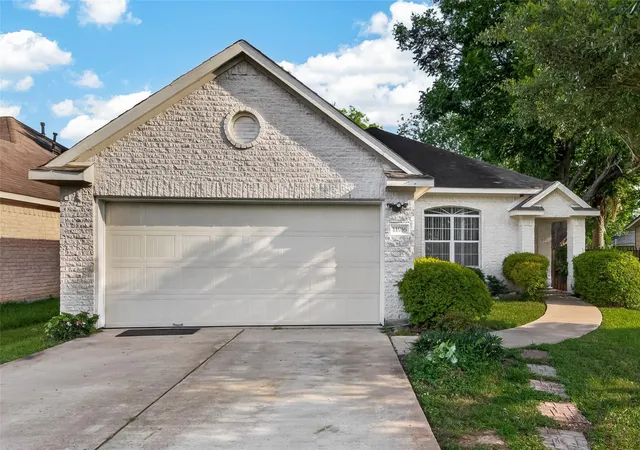 Photo 1 of Single family home for sale at 11916 Palmsprings Dr, Houston, TX 77034 | MLS# 46514490 | Listing updated on 2026-09-13