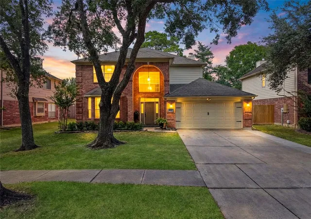Photo 1 of Single family home for sale at 2212 Palm Lagoon Dr, League City, TX 77573 | MLS# 10510413 | Listing updated on 2026-09-19
