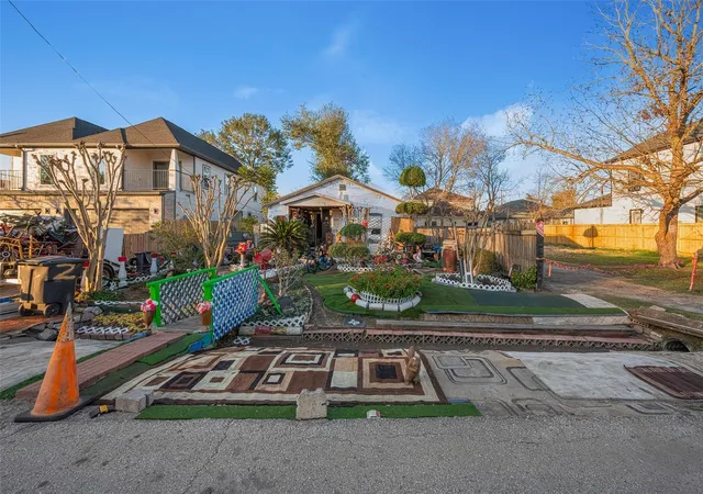3rd image of 4421 Aledo St, Houston, TX 77051 | MLS# 72991338