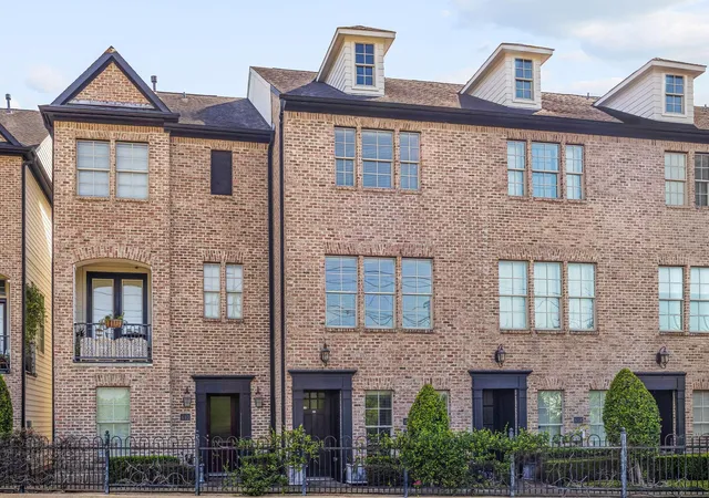 Photo 1 of Townhouse for sale at 612 Delano St, Houston, TX 77003 | MLS# 82479497 | Listing updated on 2026-09-05