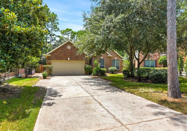 Photo 1 of Single family home for sale at 7 Caelin Ct, The Woodlands, TX 77382 | MLS# 86747521 | Listing updated on 2026-08-25