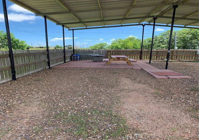 3rd image of 193 Red Snapper Dr, Palacios, TX 77465 | MLS# 2396739