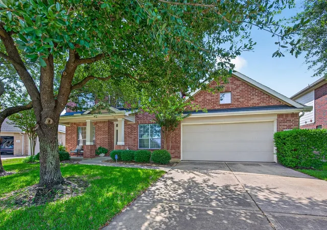 Photo 3 of Sale Pending at 9634 Empress Xing Dr, Spring, TX 77379 | MLS# 60808050 | Listing updated on 2026-09-18