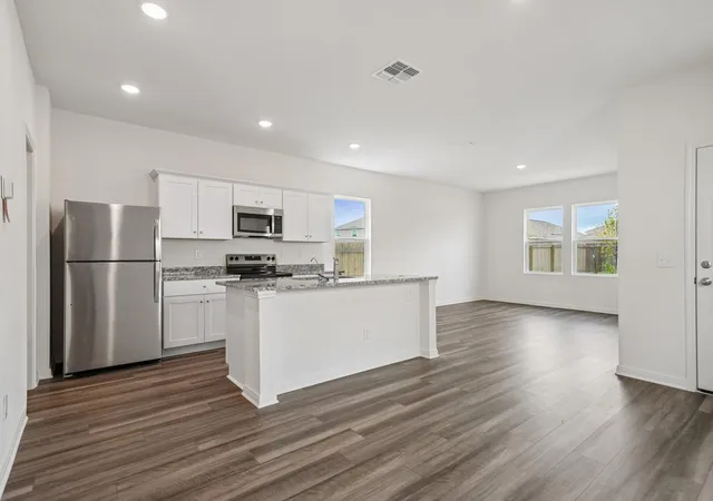 Photo 3 of Single family home for sale at 20410 Arches Rd, Magnolia, TX 77355 | MLS# 30473464 | Listing updated on 2026-09-24