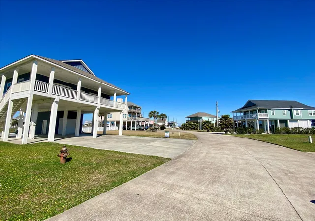 4th image of Lot 15 Sausalito, Galveston, TX 77554 | MLS# 76687483