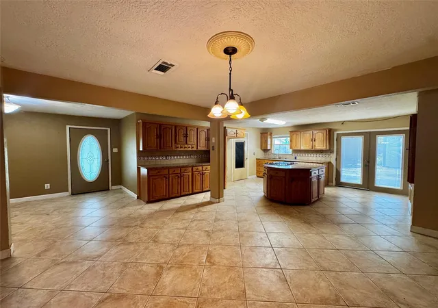 Homes for sale in Port Neches, TX | 2301 7Th St, Port Neches, TX 77651 | MLS# 34763289