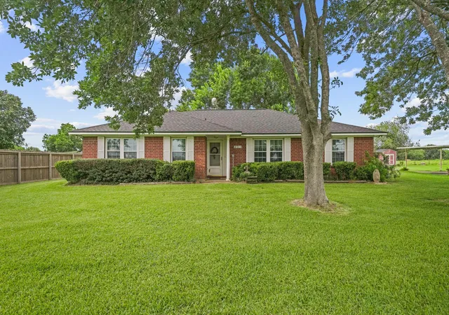 Homes for sale in Rosharon, TX | 4911 Brister Pkwy, Rosharon, TX 77583 | MLS# 9108452