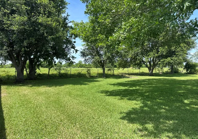 Homes for sale in Rosharon, TX | 4911 Brister Pkwy, Rosharon, TX 77583 | MLS# 9108452