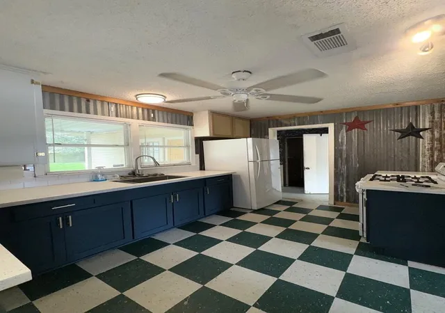 Homes for sale in Texas City, TX | 609 24Th Ave N, Texas City, TX 77590 | MLS# 85776734