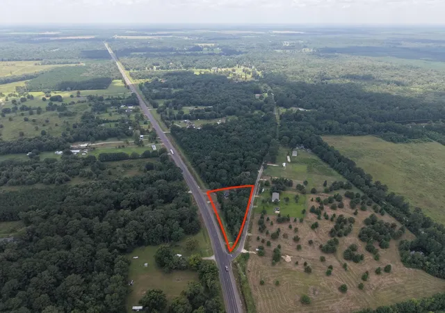 27th image of 5415 Hwy 105, Hull, TX 77564 | MLS# 85407469
