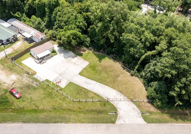 Photo 3 of Land for sale at 20920 Crosby Fwy, Crosby, TX 77532 | MLS# 93343880 | Listing updated on 2026-09-02